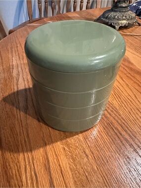 Vintage interdesign retro organizer swivel caddy Round Green Storage Canister